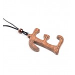 گردن آویز چوبی طرح حرف E کد 1025